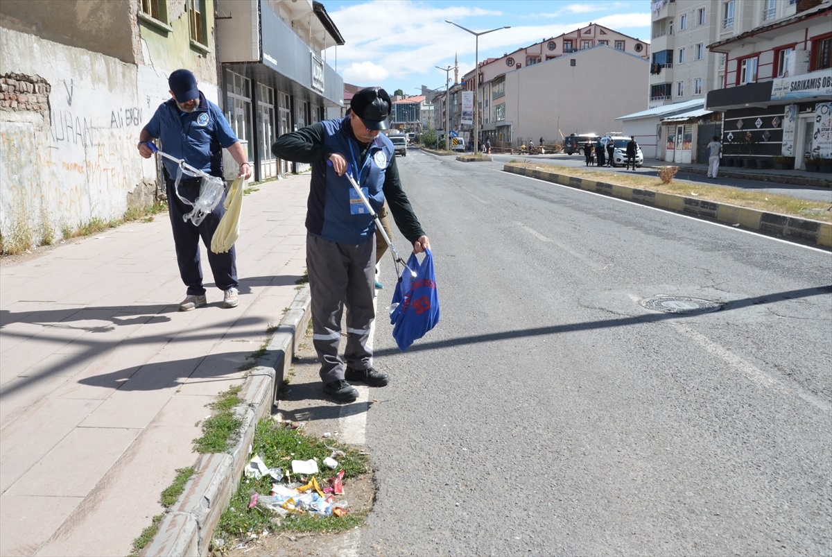 Kars\'tan Edirne\'ye plastik çöp toplama yürüyüşü devam ediyor