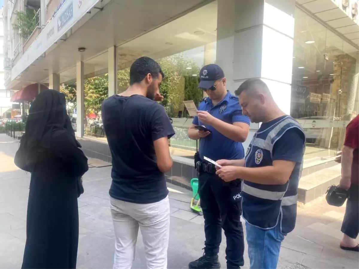 Manisa\'da düzensiz göç ve göçmen kaçakçılığına yönelik uygulama yapıldı