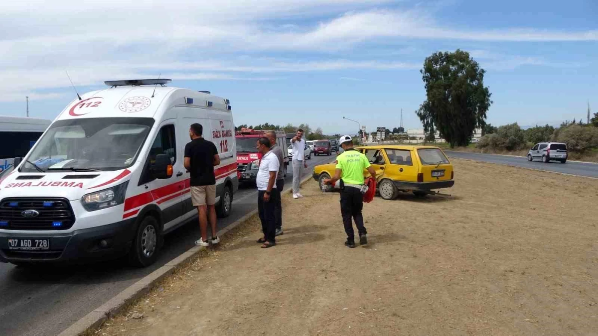 Manavgat\'ta 2 Günde 3 Kaza: 2 Kişi Yaralandı