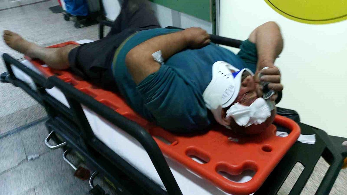 Samsun\'da Ormanda Traktör Römorkundan Düşen Şahıs Ambulans Helikopter ile Hastaneye Kaldırıldı