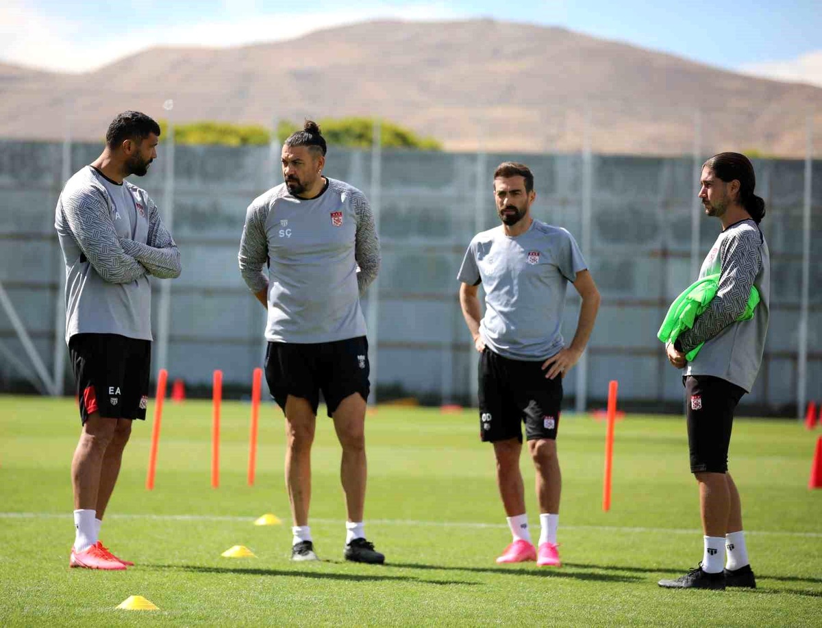 EY Sivasspor, Çaykur Rizespor maçının hazırlıklarına başladı
