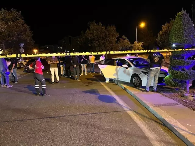 Yer: İstanbul! Öldürülen Azerbaycanlı mafya babasının yeğeninin de olduğu aracı kurşun yağmuruna tuttular: 1 ölü, 3 yaralı