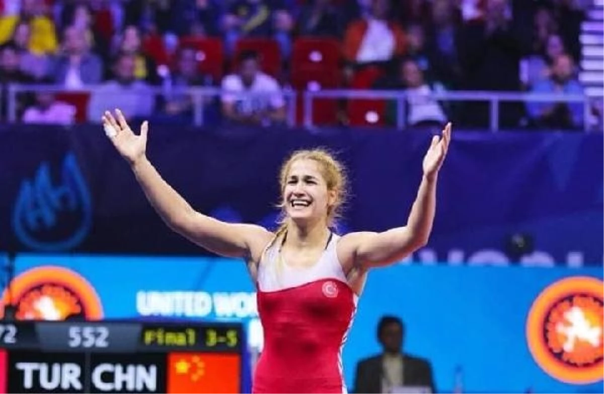 Türk Kadın Güreşçileri 2024 Paris Olimpiyatlarına Kota Aldı