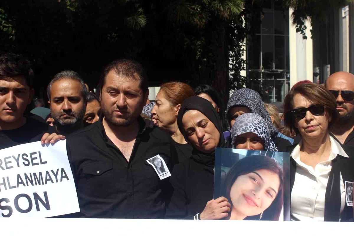 Edanur\'un annesinden yürek yakan feryat: "Benim çocuğum okuyacaktı, 2 valiz kıyafet aldım"