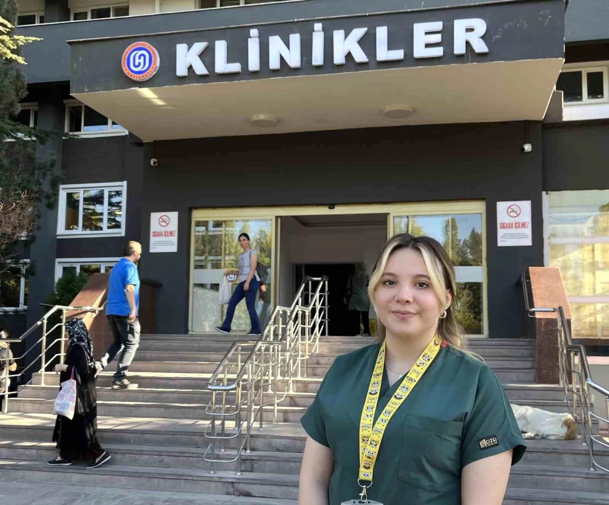 ESOGÜ Personeli Semanur Çetinkaya, Kırıkkale Üniversitesi Tıp Fakültesi\'ni Kazandı