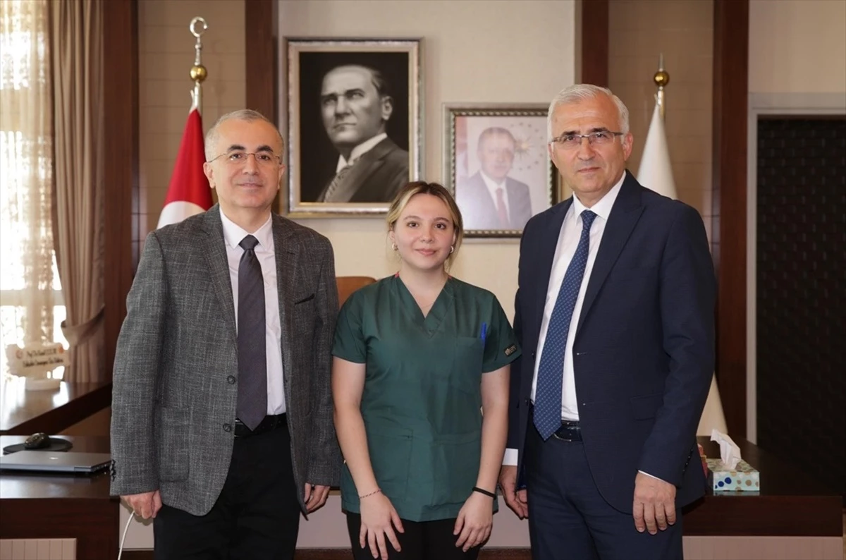ESOGÜ Hasta Bakıcısı Kırıkkale Üniversitesi Tıp Fakültesini Kazandı