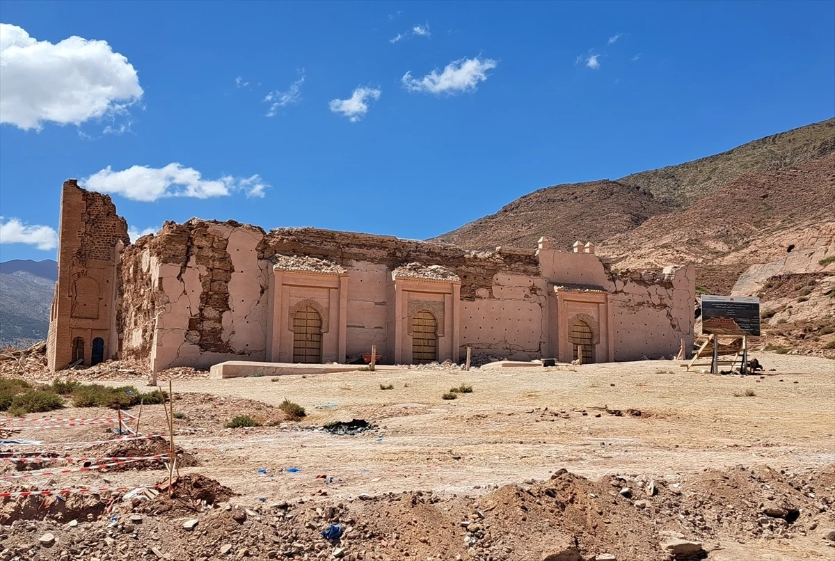 Fas\'ta meydana gelen deprem tarihi camilere ve kültürel miras alanlarına büyük hasar verdi