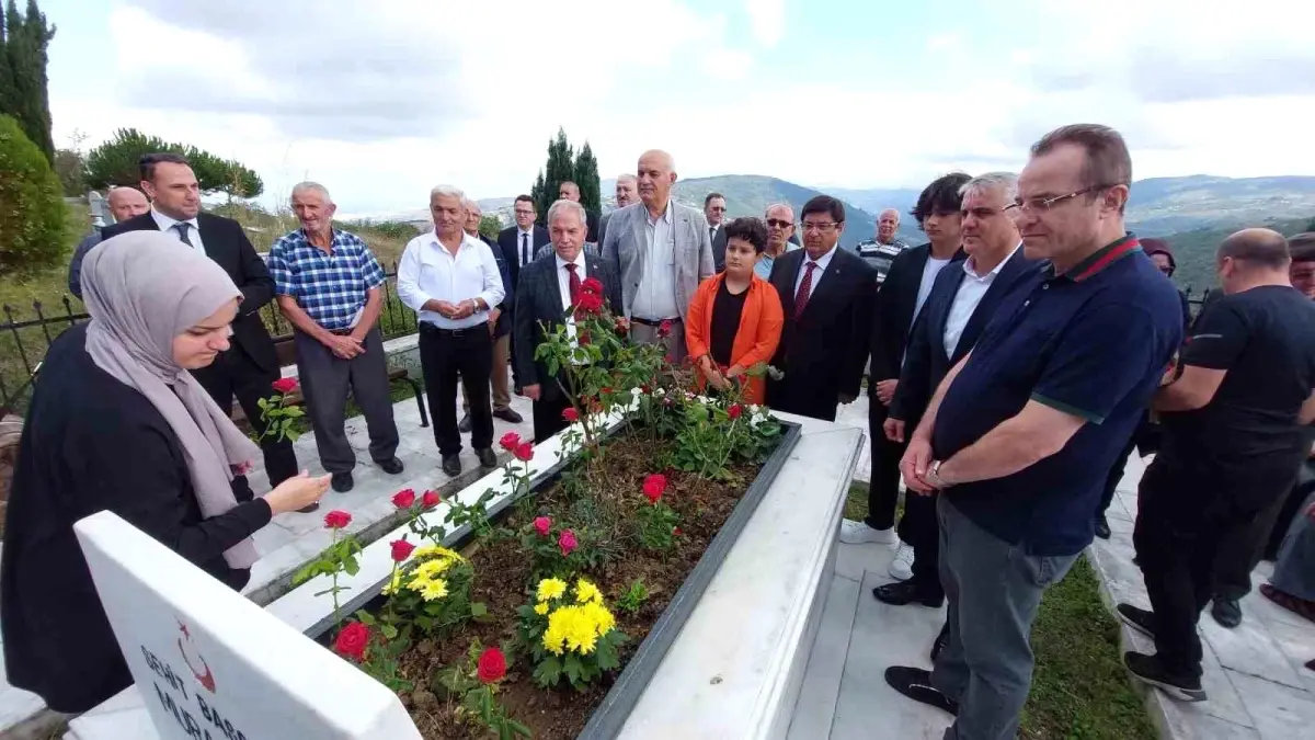 Hain saldırıda şehit olan Başsavcı Murat Uzun kabri başında anıldı