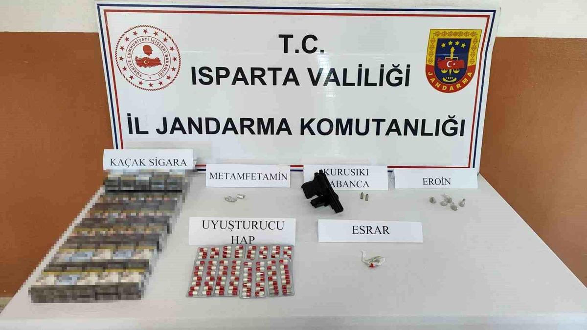Isparta\'da Uyuşturucu Operasyonunda 126 Şüpheli Yakalandı