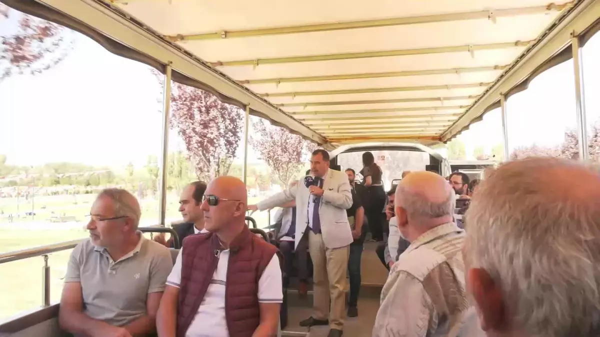 Mansur Yavaş, Bakap\'ta Ankara Basınıyla Bir Araya Geldi