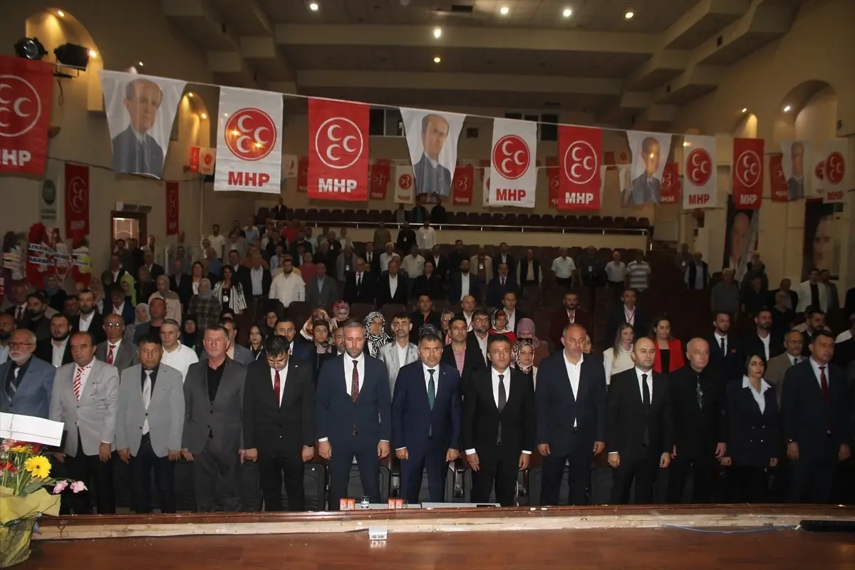 MHP Çarşamba İlçe Başkanlığına Özgen Alper Yalçın yeniden getirildi