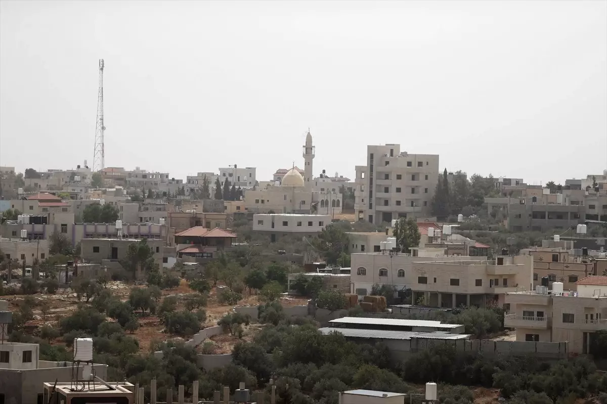 Nablus\'un Duma köyündeki Filistinliler, İsrail\'in yıkım tehdidiyle karşı karşıya