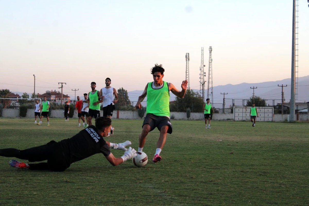 Nazilli Belediyespor, Bucaspor maçı hazırlıklarını sürdürüyor