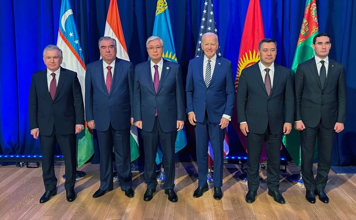Orta Asya-ABD Devlet Başkanları Birinci Zirvesi New York\'ta Gerçekleştirildi