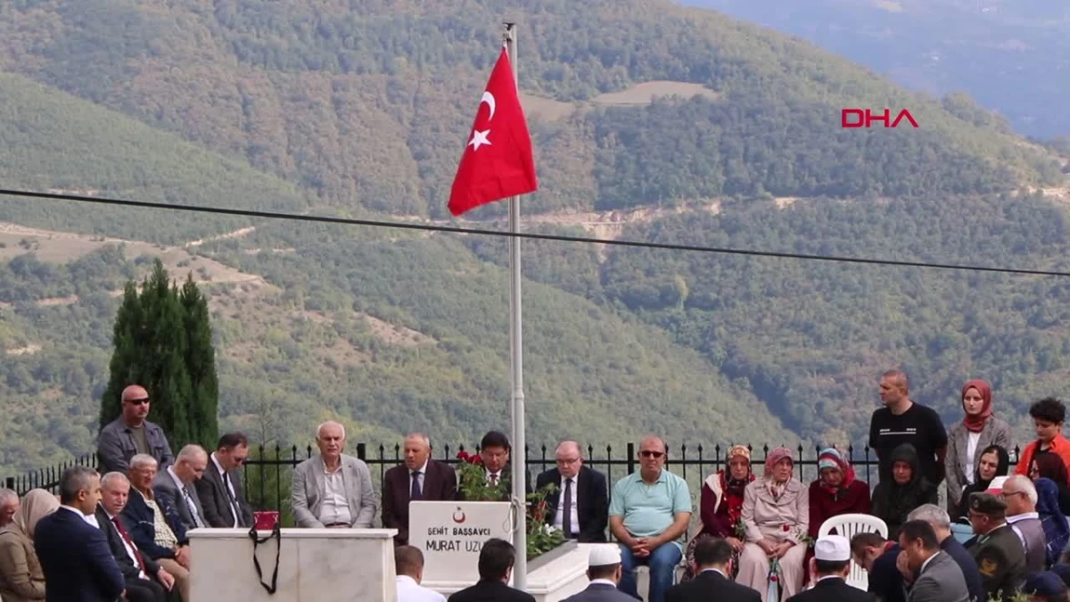 Şehit Başsavcı Murat Uzun, Samsun\'daki kabri başında anıldı