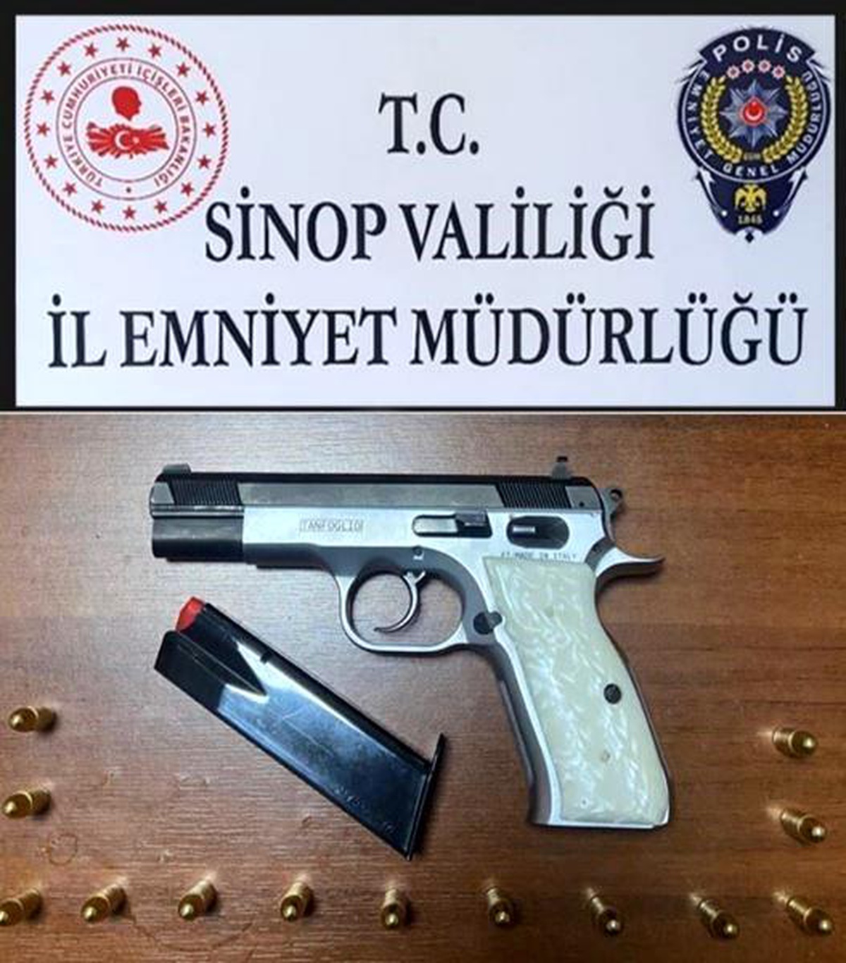 Sinop\'ta durumundan şüphelenilen otomobilden ruhsatsız tabanca ele geçirildi