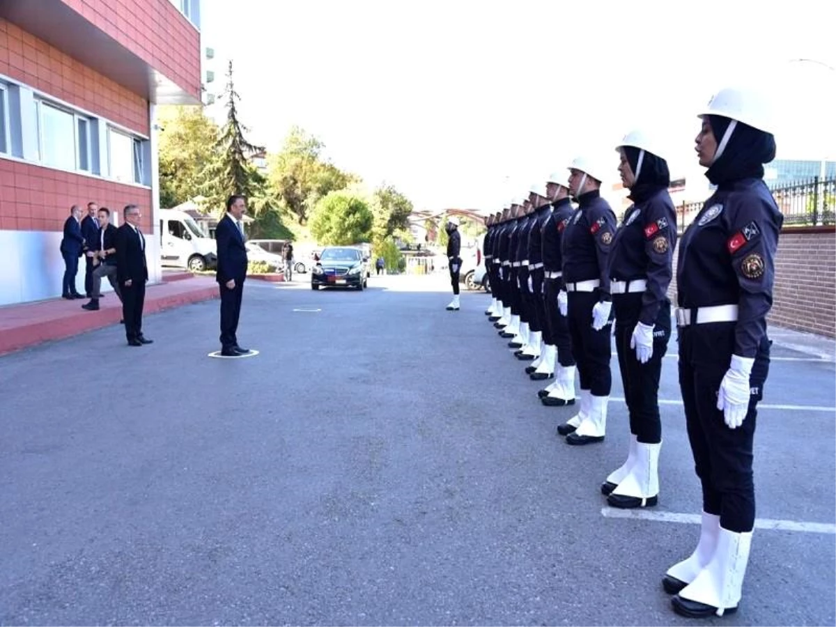 Zonguldak Valisi Üniversite ve Emniyet Müdürlüğünü Ziyaret Etti