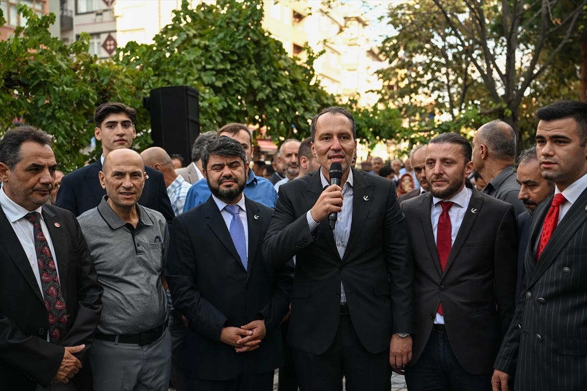 Fatih Erbakan: Yeniden Refah Partisi İstanbul\'da mahalle teşkilatlarını güçlendirecek