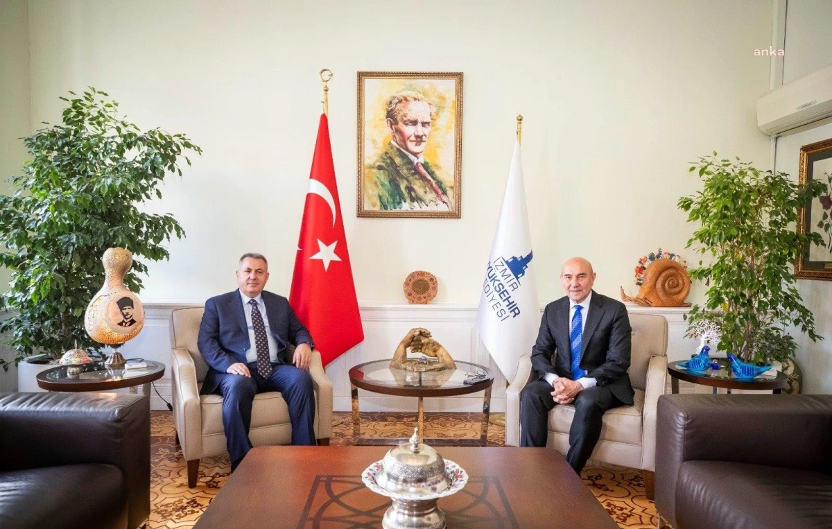 İzmir Valisi Dr. Süleyman Elban, İzmir Büyükşehir Belediye Başkanı Tunç Soyer\'e nezaket ziyaretinde bulundu