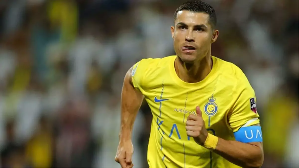 İmzaladığı belge hayallerini suya düşürdü! Eski kulübüne dava açmaya hazırlanan Ronaldo\'ya büyük şok