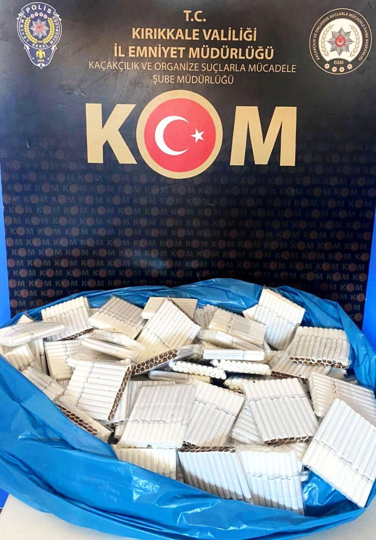Kırıkkale\'de 4 Bin 100 Adet İçi Dolu Makaron Ele Geçirildi