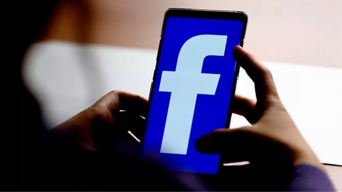 Facebook\'tan yeni logo! Değişimi görenler aynı espriyi yapıyor