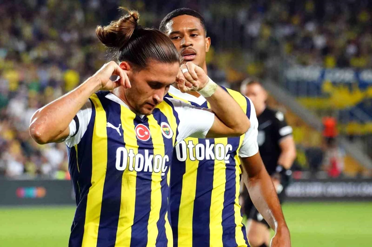 Fenerbahçe\'nin Miguel Crespo, Avrupa kupalarında ilk golünü attı