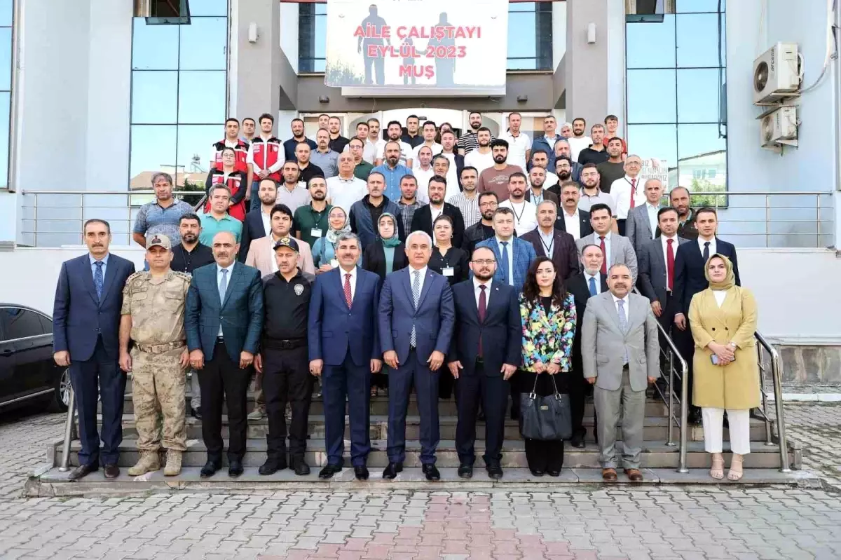 Muş\'ta Aile ve Sosyal Hizmetler İl Müdürlüğü tarafından Aile Çalıştayı düzenlendi