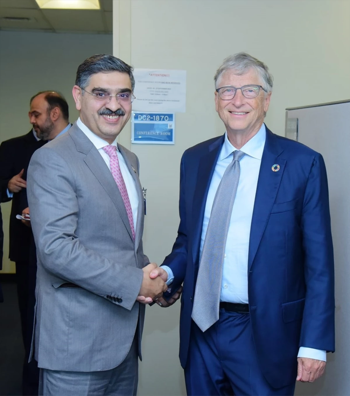 Pakistan Başbakanı Bill Gates\'i Kabul Etti