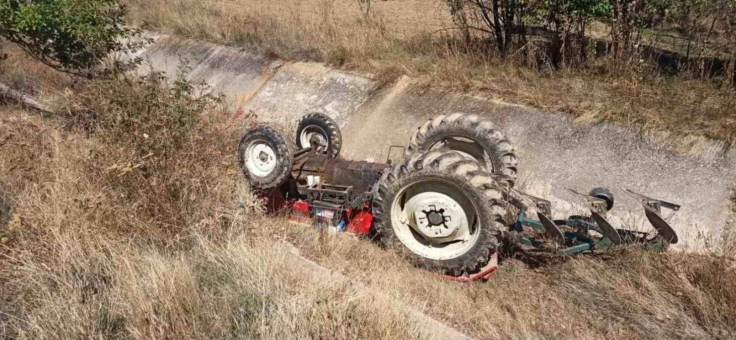 Isparta\'da traktör kazasında sürücü hayatını kaybetti