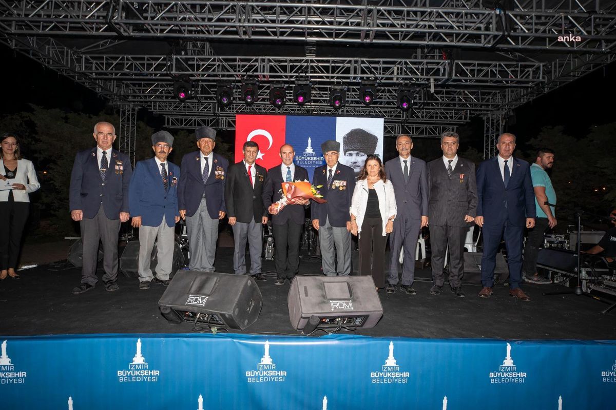 Tunç Soyer, Şehit Aileleri ve Gazilerle Buluştu: "Bu Topraklarda Huzur İçinde Yaşıyorsak Size Borçluyuz"