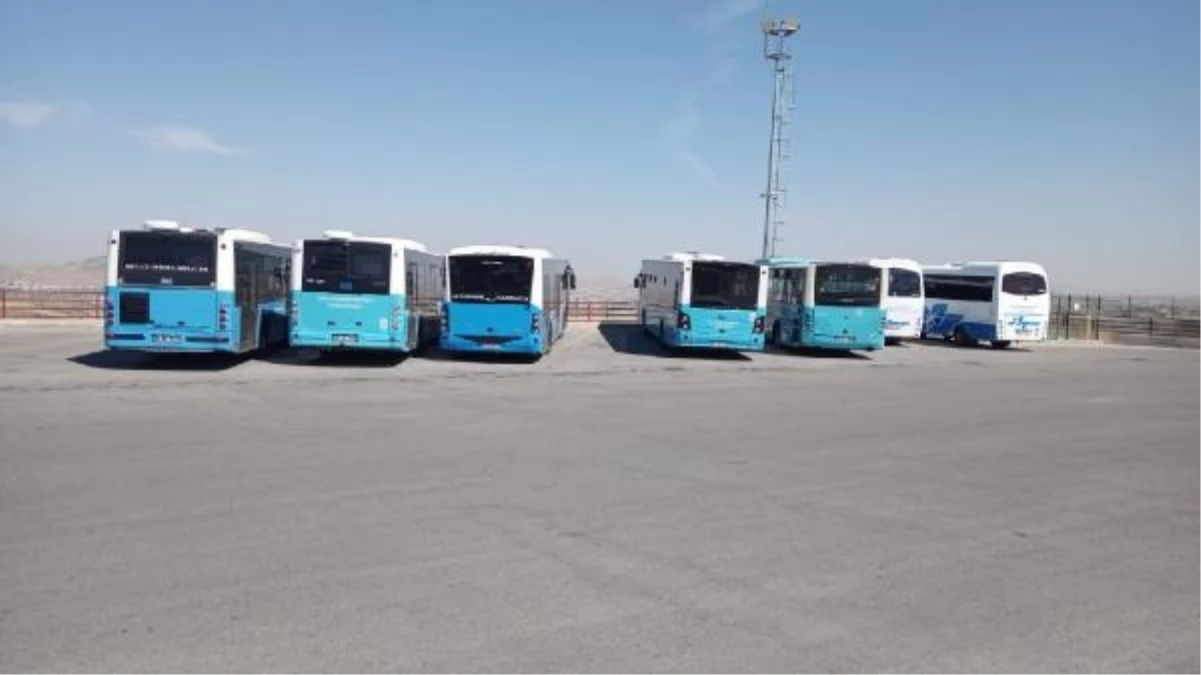 Ankara\'da özel halk otobüsçüleri bazı ücretsiz yolcuları taşımama kararı aldı