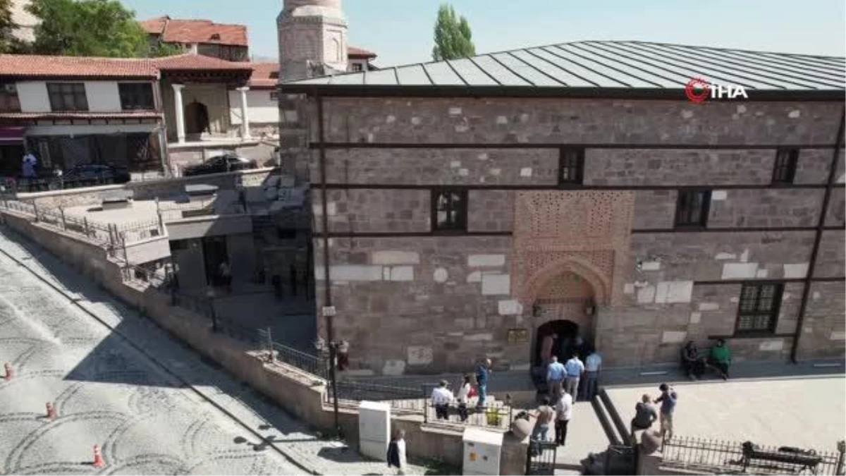 Arslanhane Camisi UNESCO Dünya Mirası Listesi\'ne girdi