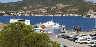 Foça'da 166 Kaçak Göçmen Yakalandı