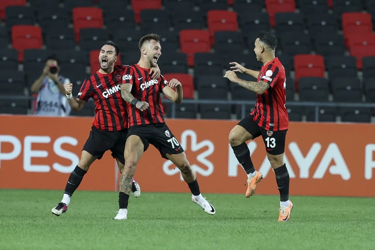 Gaziantep FK, İstanbulspor\'u 2-0 mağlup etti