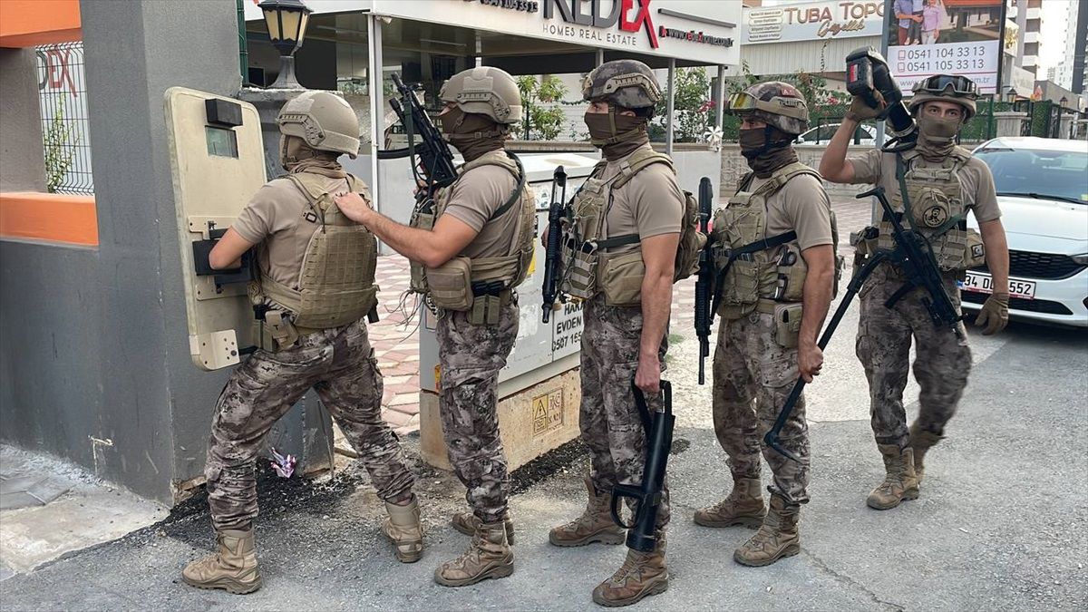 Mersin\'de Dublörlü Dolandırıcılık Operasyonu: 21 Şüpheli Gözaltına Alındı