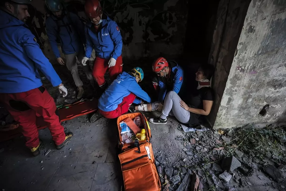 TİKA, Bosna Hersek\'te arama kurtarma tatbikatı düzenledi