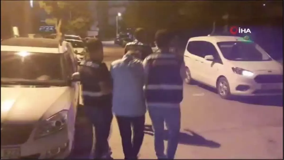 Denizli\'de aranan şüpheli kardeşinin kimliğiyle yakalandı