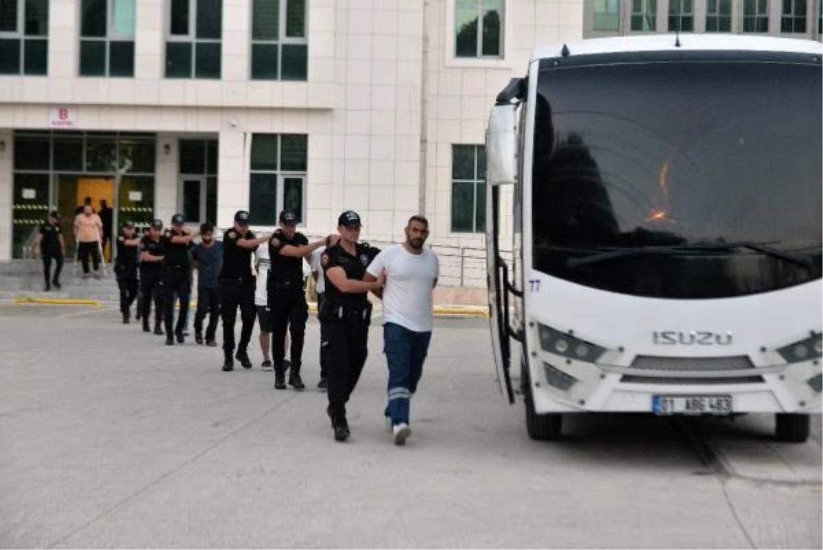 Adana\'da \'Şirinler\' Çetesi Operasyonu: 8 Tutuklama