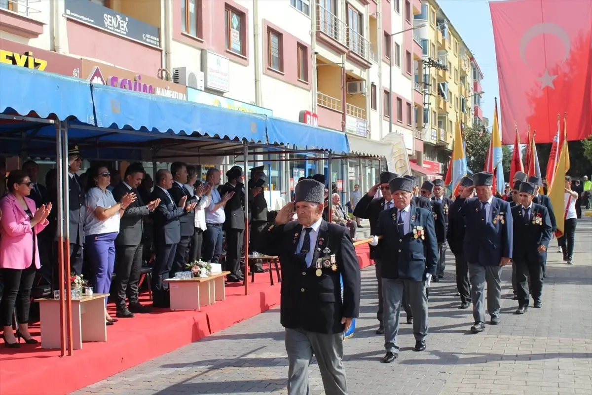 Çanakkale\'nin düşman işgalinden kurtuluşu törenle kutlandı