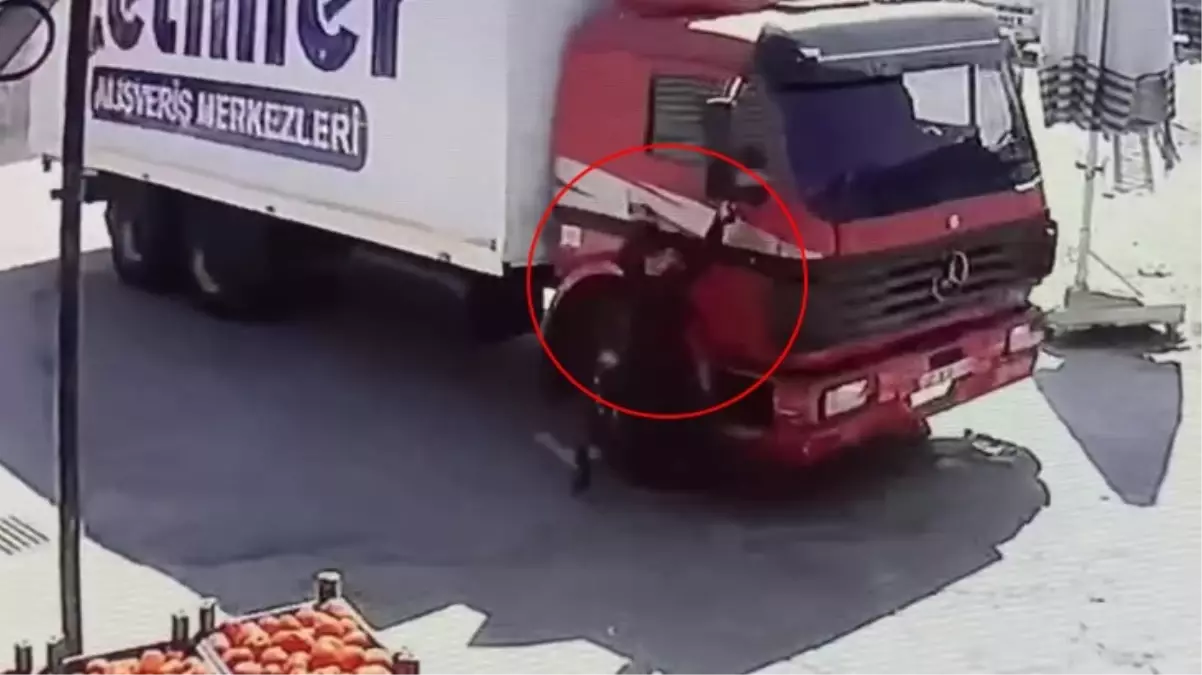 Halde çalışan işçi, tutunup gitmek istediği kamyonun altında kalarak hayatını kaybetti