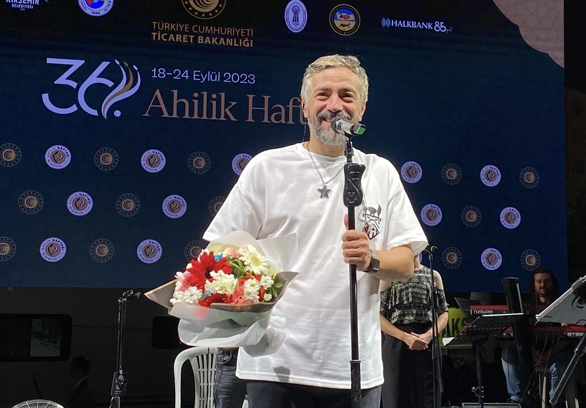 Kırşehir\'de Ahilik Haftası kapanışında Resul Dindar konseri düzenlendi