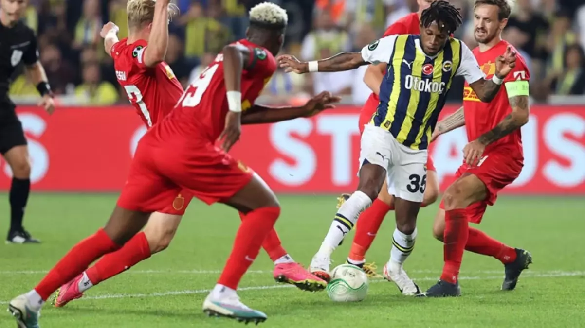 Performansı göz dolduruyor! Manchester United taraftarları Fred\'i dilinden düşürmüyor