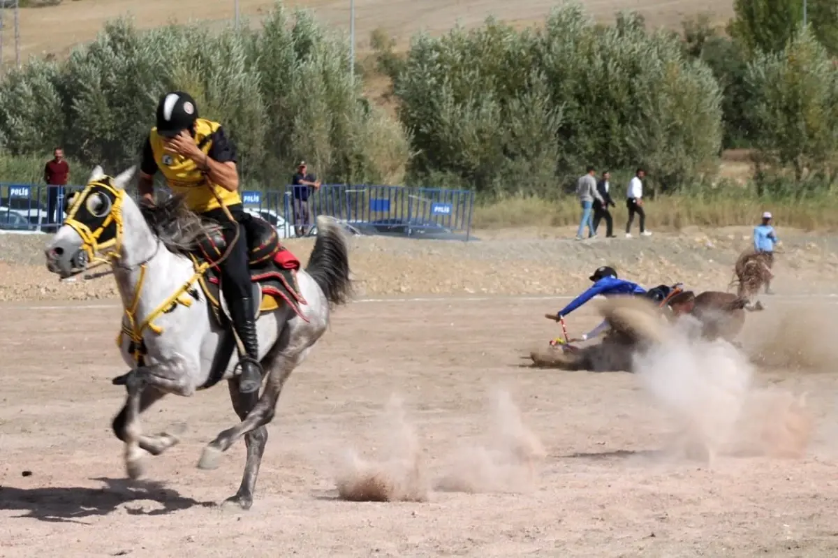 Bayburt Atlı Cirit Türkiye Finali 1. Lige Yükselme B Grubu Müsabakalarına Ev Sahipliği Yapıyor