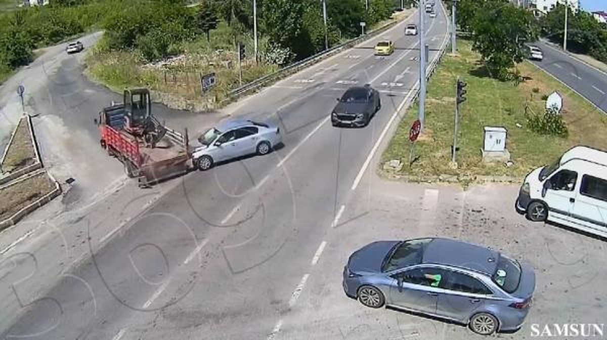 Samsun\'da KGYS Kameralarına Yansıyan Trafik Kazaları
