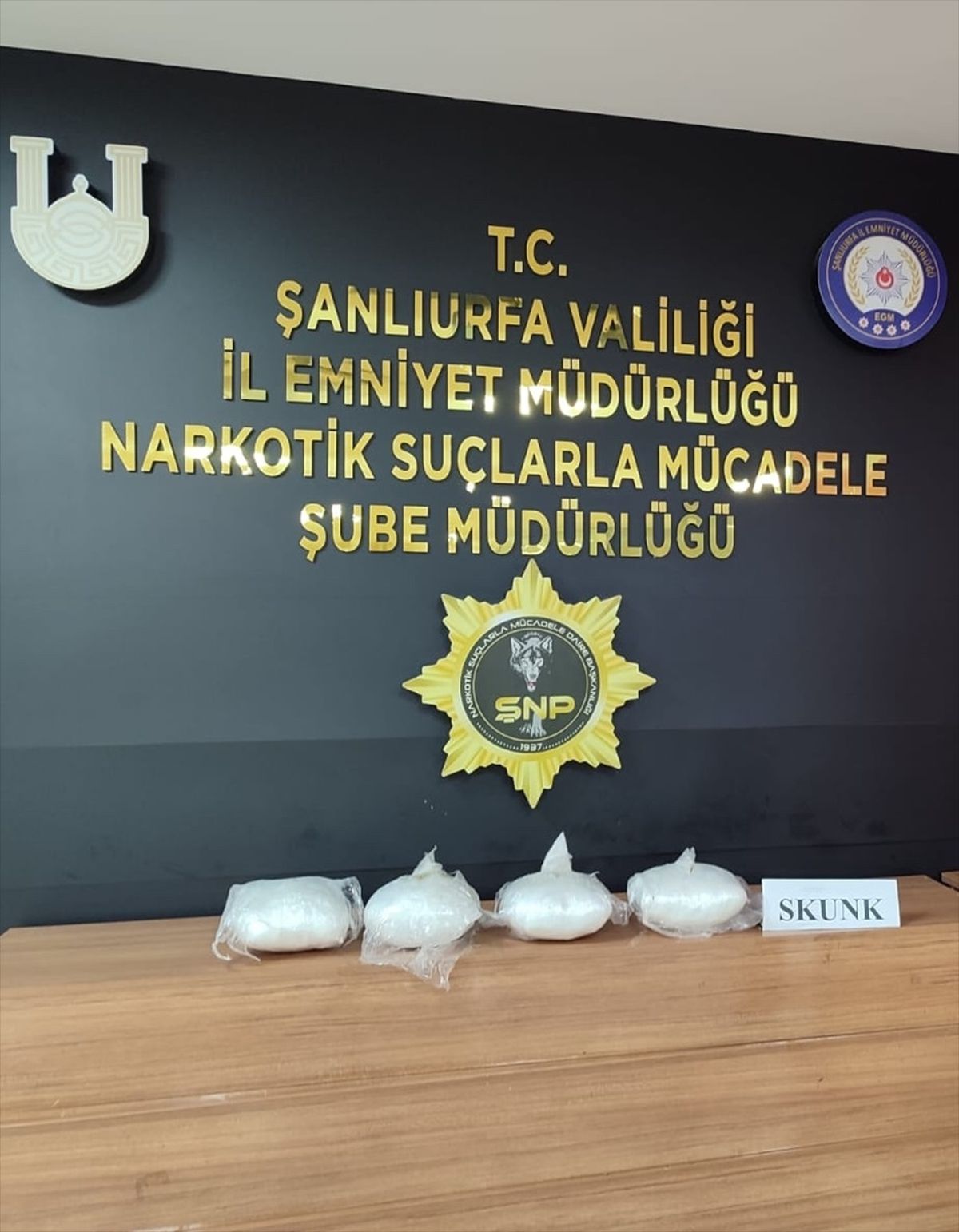 Şanlıurfa\'da 2 kilo 800 gram skunk ele geçirildi