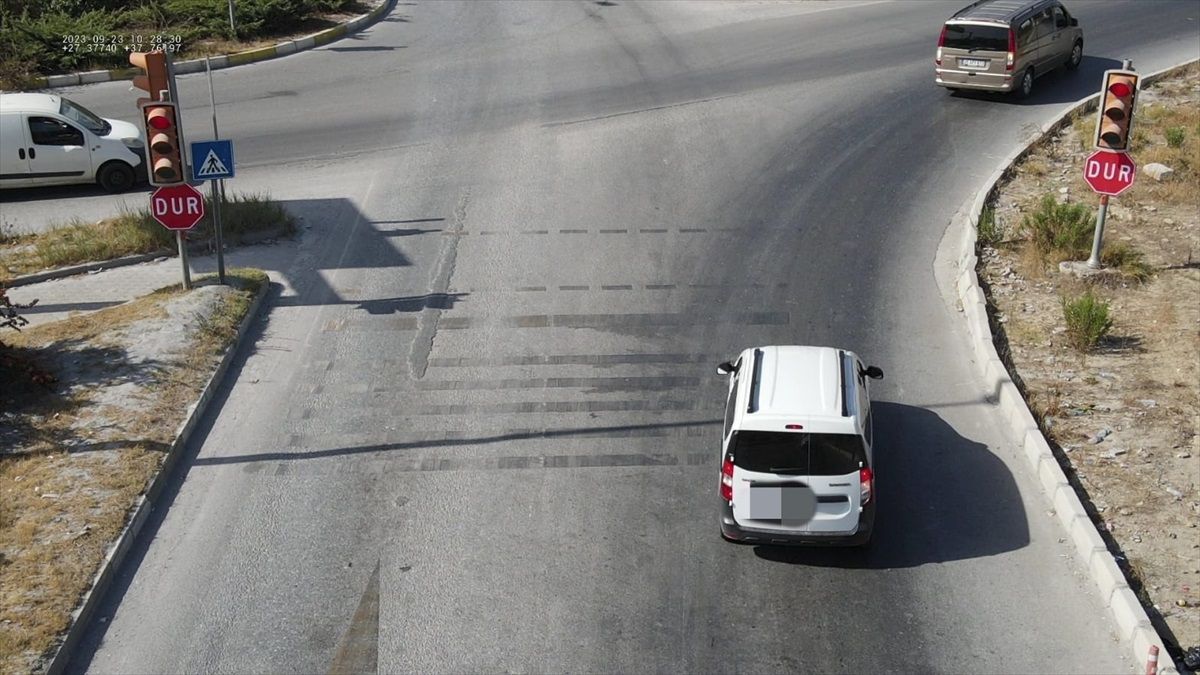 Söke\'de trafik denetiminde 37 sürücüye ceza uygulandı