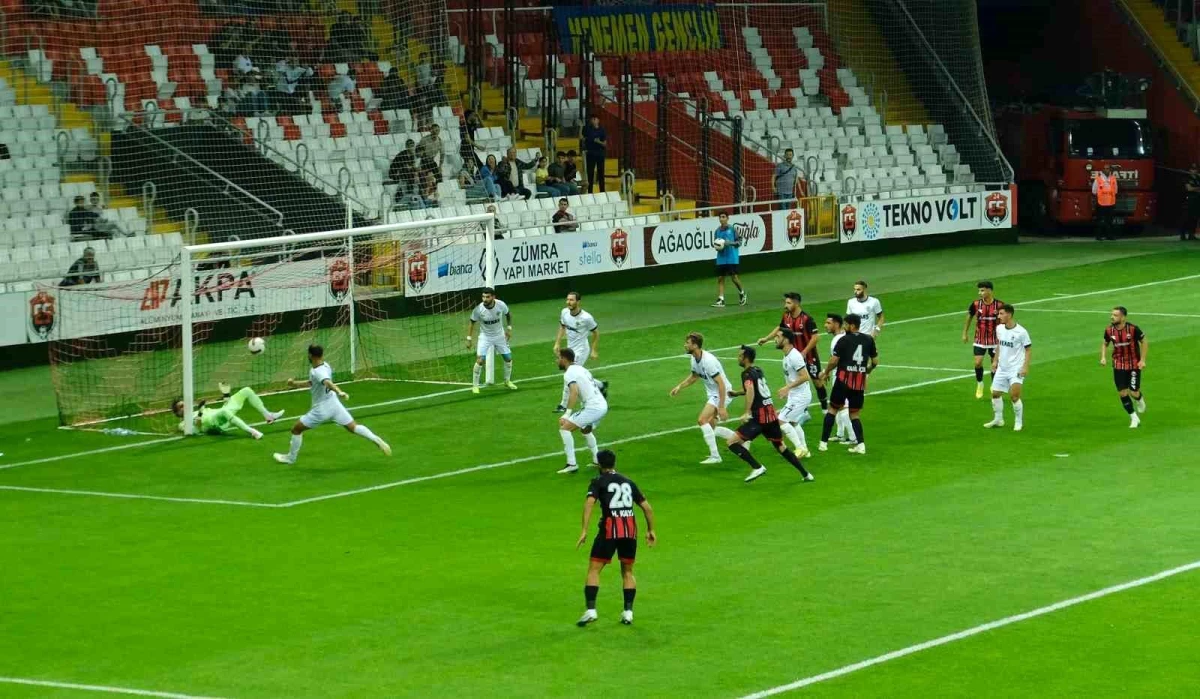 24Erzincanspor, Menemen FK\'ya 2-0 mağlup oldu