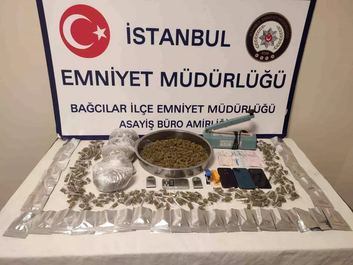 Bağcılar\'da Uyuşturucu Operasyonu: 3 Zanlı Gözaltına Alındı