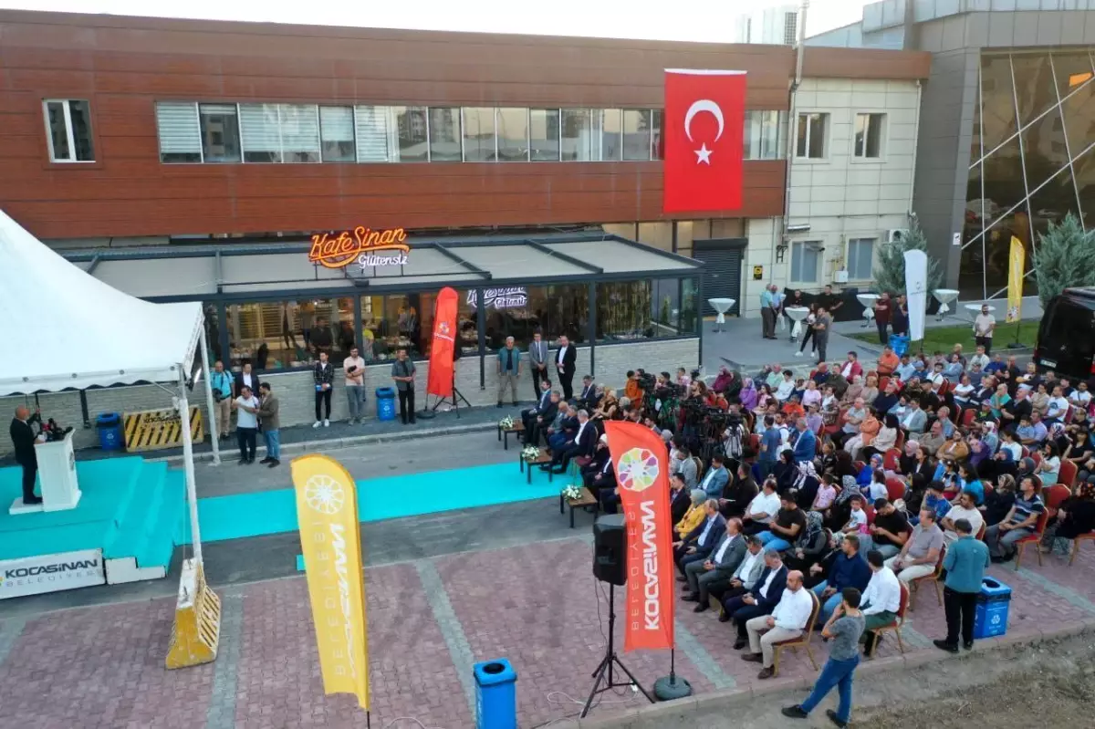 Başkan Çolakbayrakdar: "Türkiye\'de ilk olan glutensiz Kayseri Mutfağı, şehrimiz adına gurur vericidir"